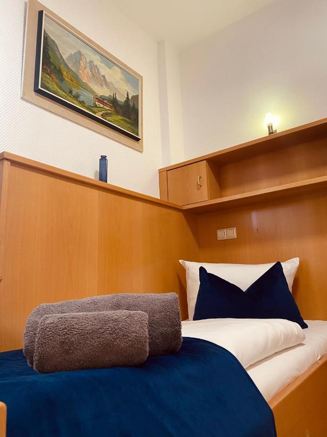 Hotel La Ferte Stuttgart Eksteriør billede