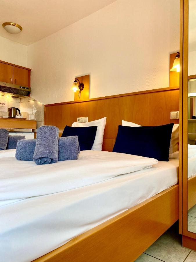 Hotel La Ferte Stuttgart Eksteriør billede